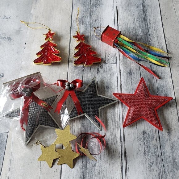 Miscellaneous Lot of Star and Tree Ornaments or package toppers - Picture 1 of 2